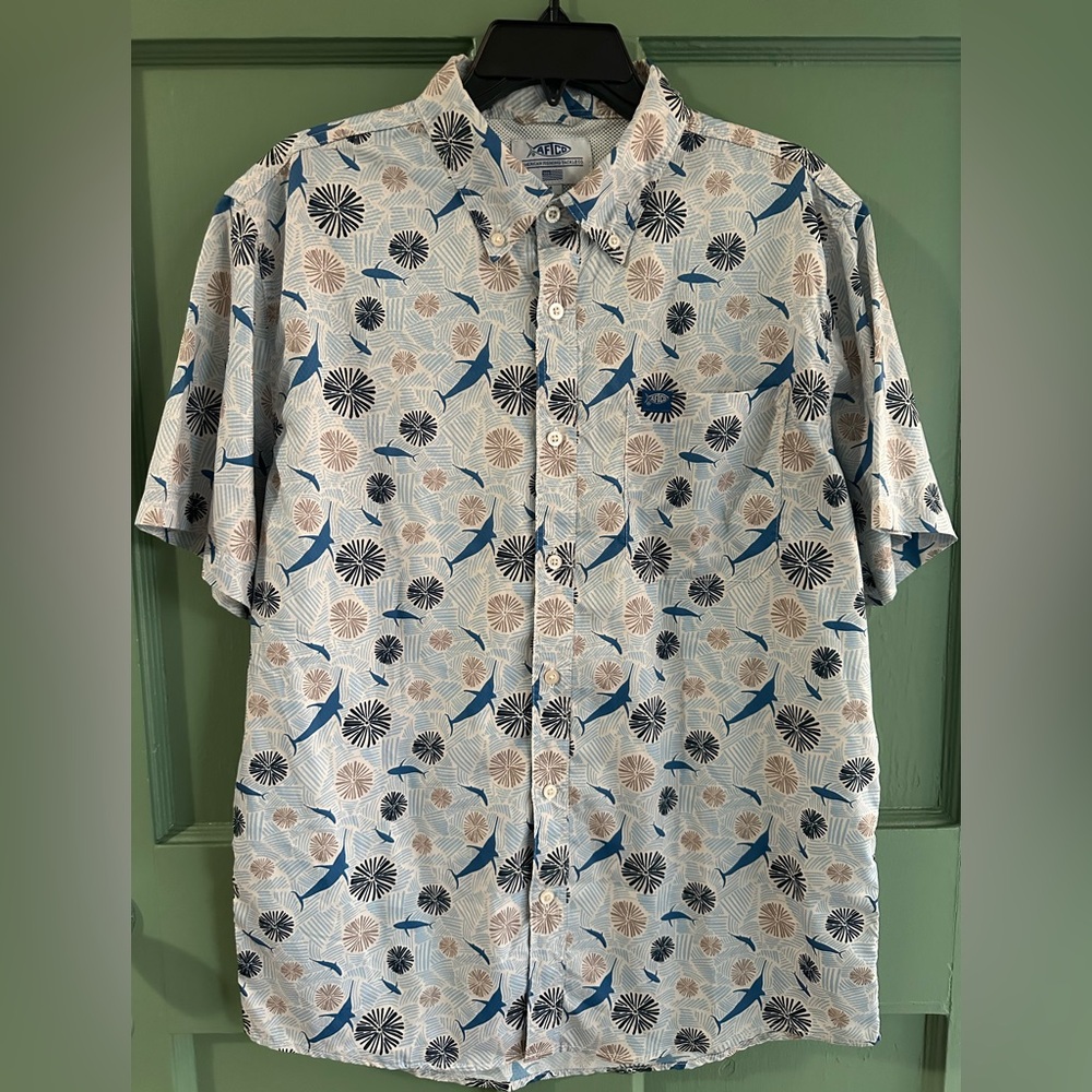 AFTCO Marlin button shirt size medium